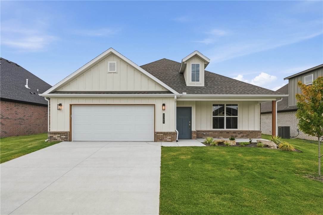 2305 Lexington Street - Photo 1