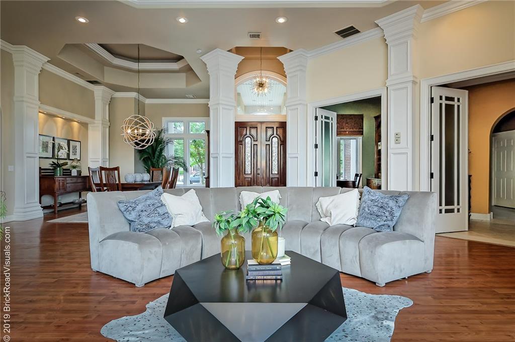 6058 Wells Cir - Photo 1