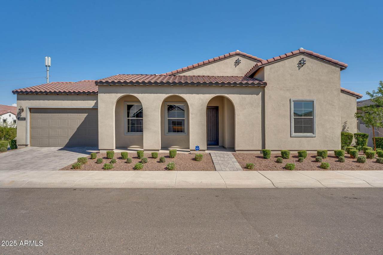 11691 Luckenbach Street - Photo 1