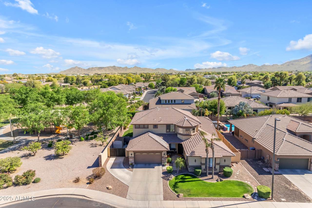 4455 Palmdale Lane - Photo 1