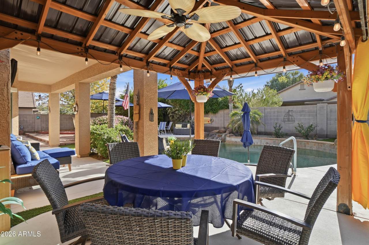 18499 Druids Glen Road - Photo 1