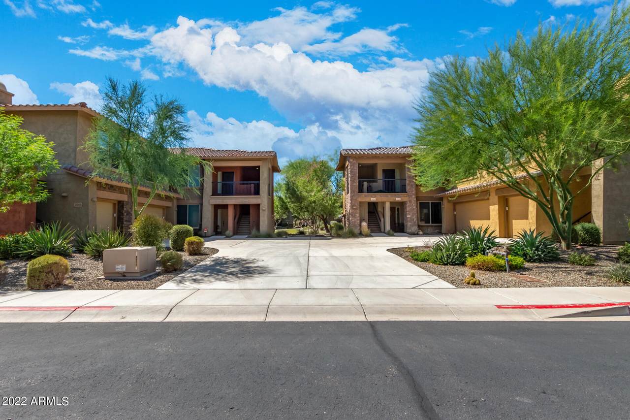 2425 Bronco Butte Trail - Photo 1