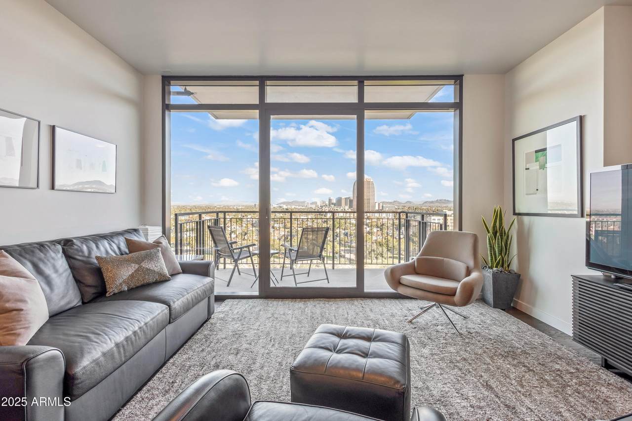 200 Portland Street - Photo 1