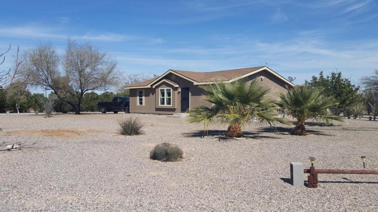 4507 331ST Avenue - Photo 1