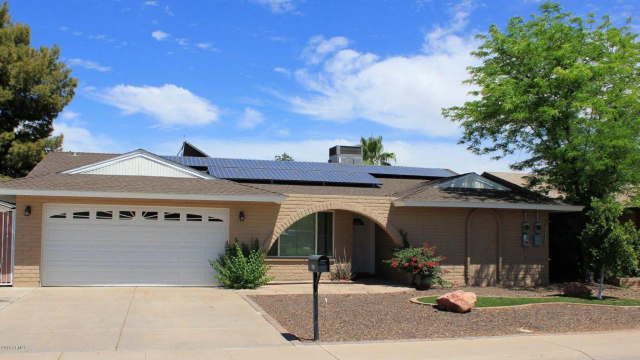 2815 Comanche Drive - Photo 1