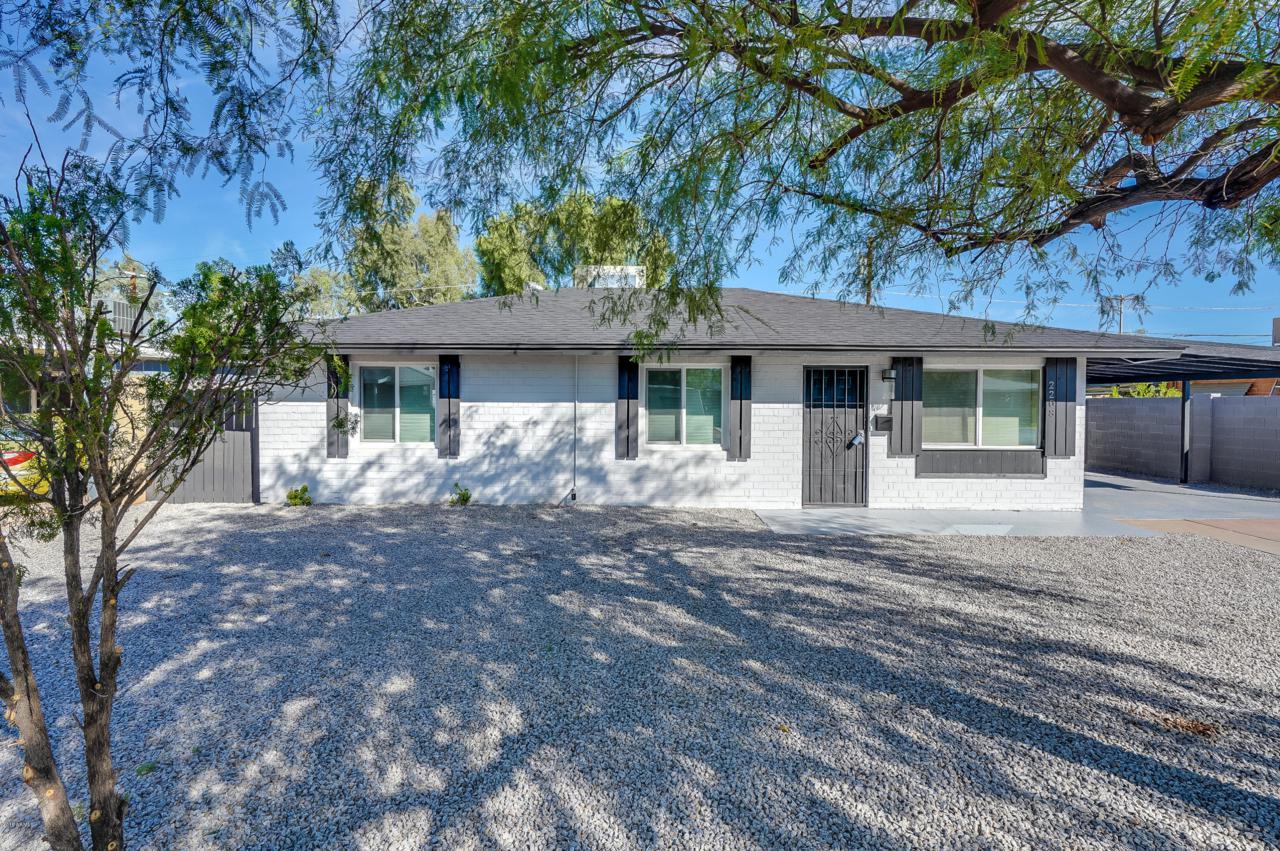2208 Fairmount Avenue - Photo 1