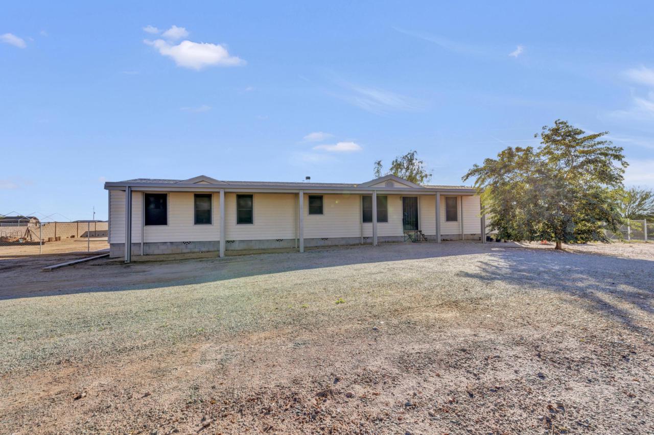18219 Peak View Road - Photo 1