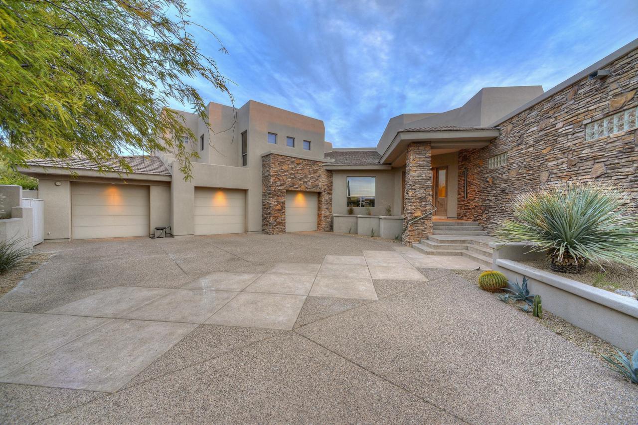 10641 Skinner Drive - Photo 1