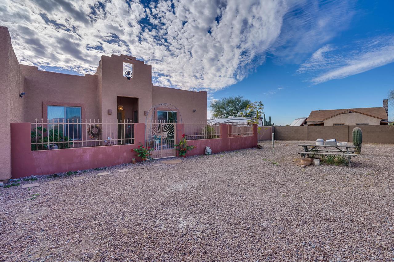 1111 Superstition Boulevard - Photo 1