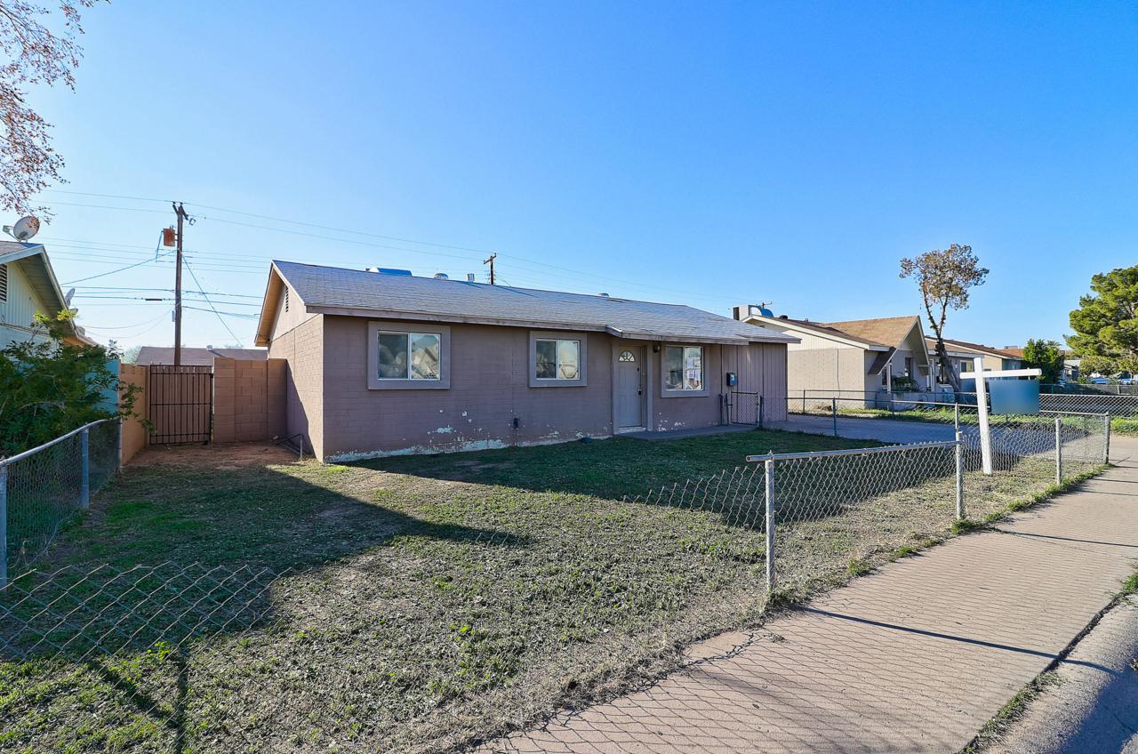 5544 61ST Lane - Photo 1