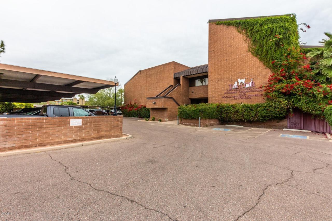 320 Virginia Avenue - Photo 1