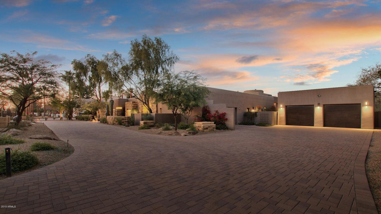 10010 Cholla Street - Photo 1