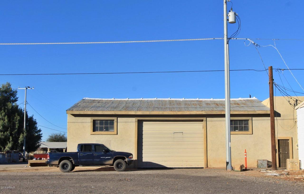 424 Main Street - Photo 1
