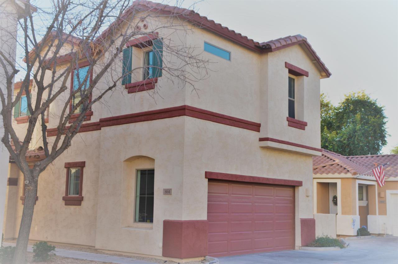864 Colonial Drive - Photo 1