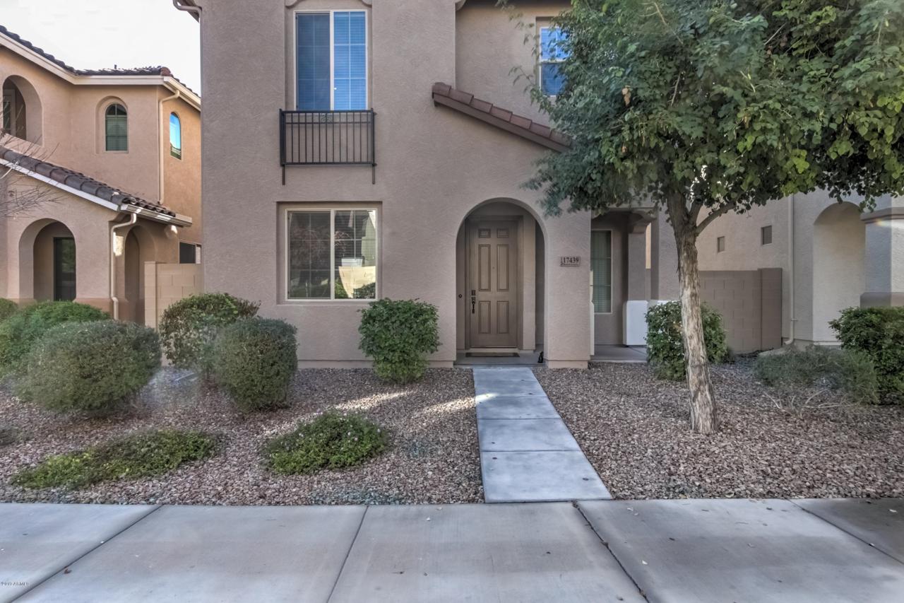 17439 91ST Drive - Photo 1