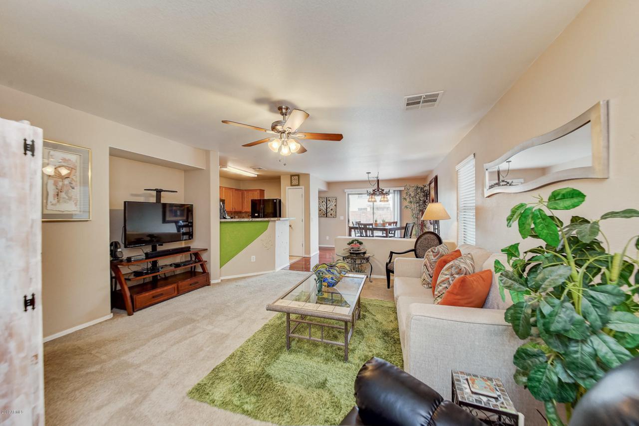 36593 Montserrat Street - Photo 1