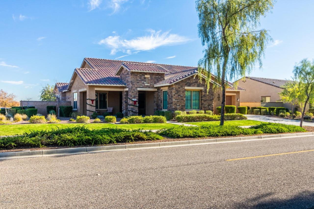 3419 Acacia Way - Photo 1
