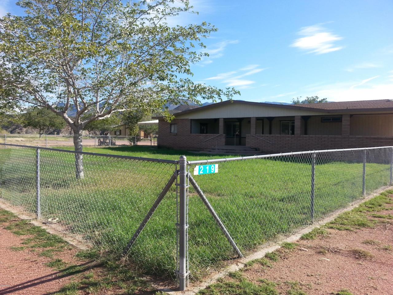 219 Dessie Lane - Photo 1