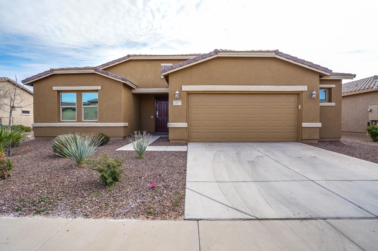 42055 Solitare Drive - Photo 1