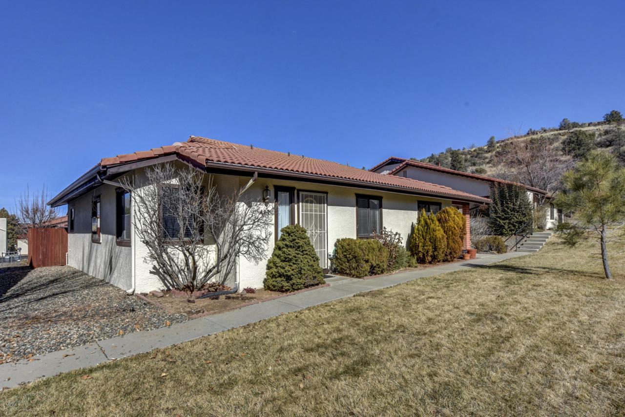 417 Torrey Pine Lane - Photo 1