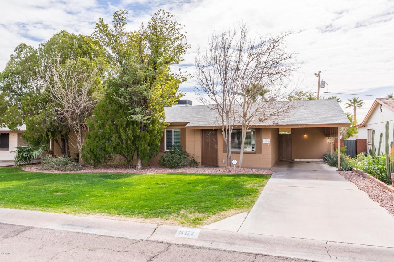 901 Echo Lane - Photo 1