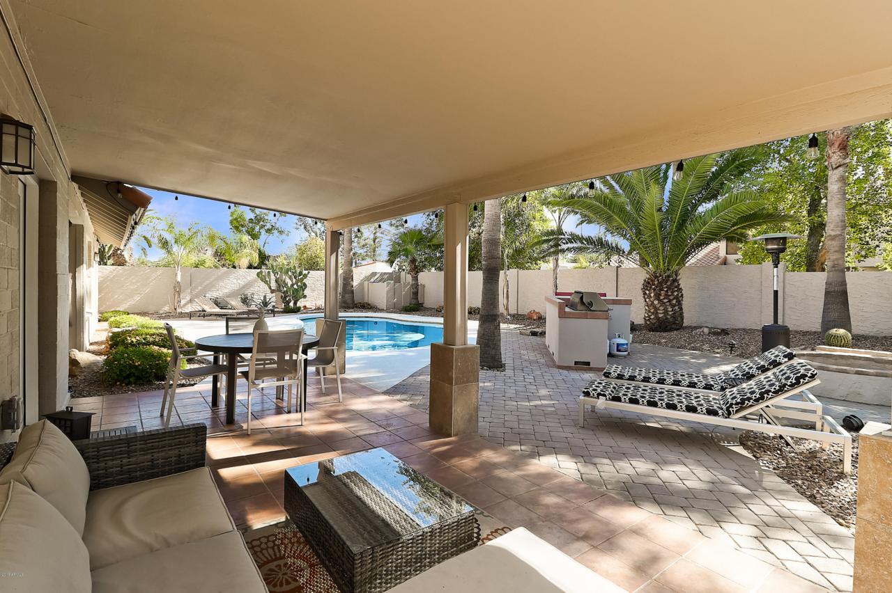 5501 Waltann Lane - Photo 1