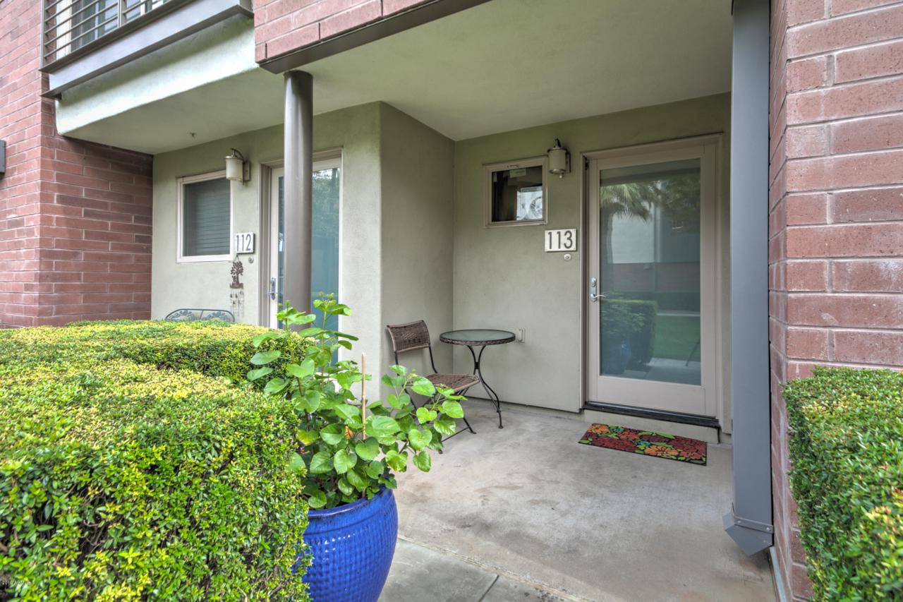 525 Lakeside Drive - Photo 1