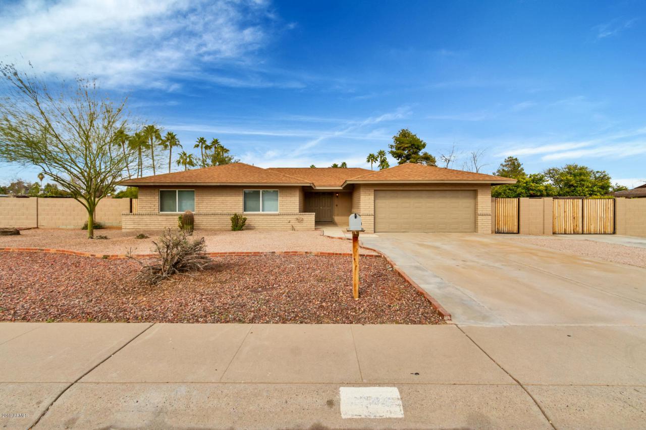 4242 Desert Cove Avenue - Photo 1