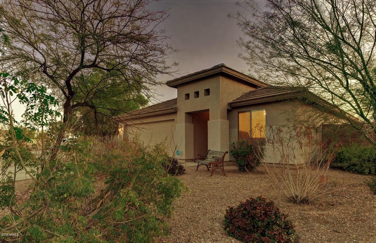 345 Brangus Circle - Photo 1