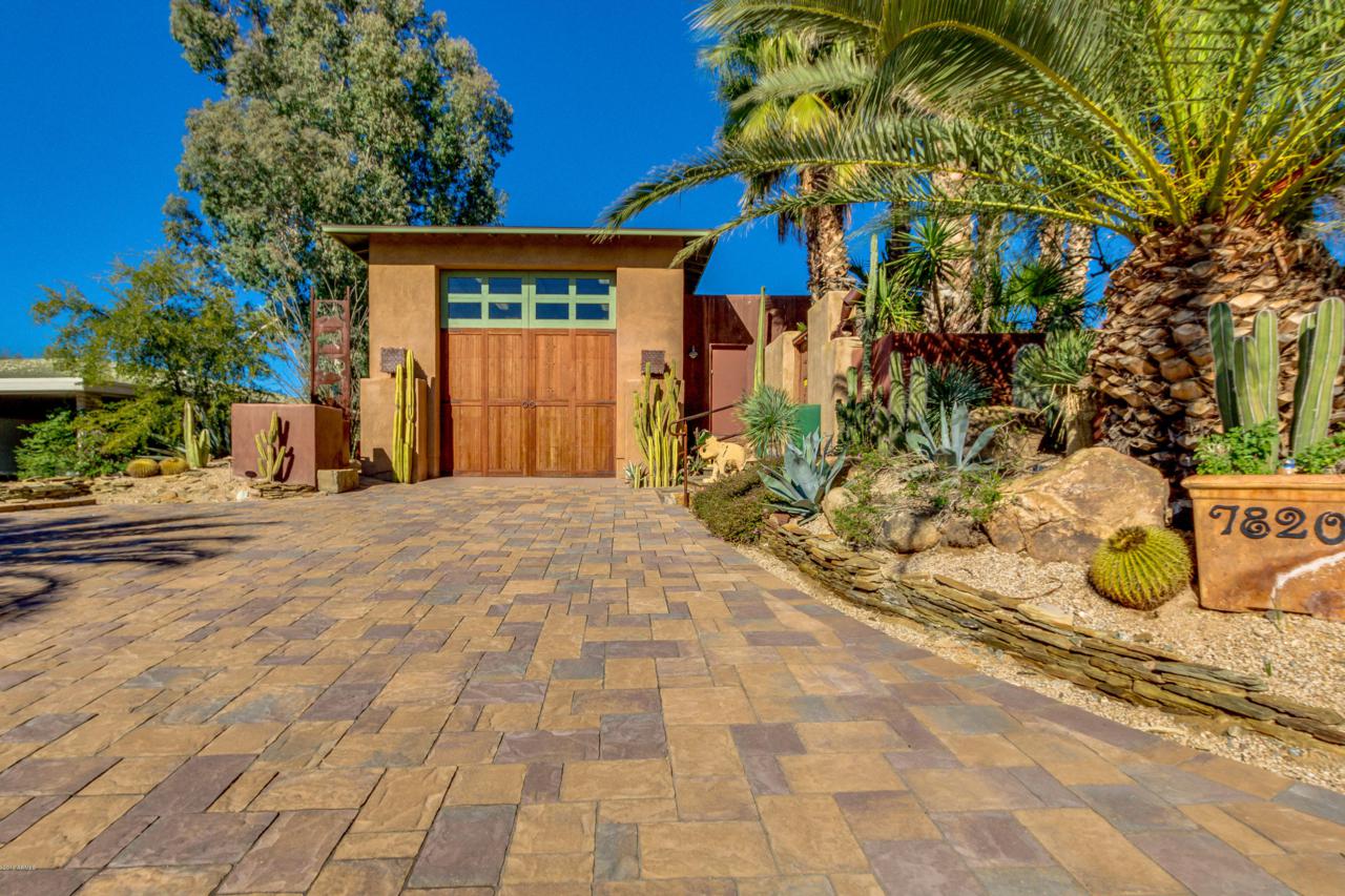 7820 Rambling Road - Photo 1