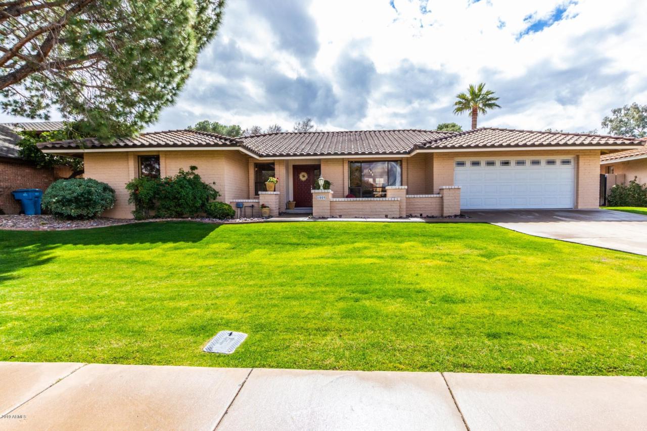 1009 Claremont Street - Photo 1