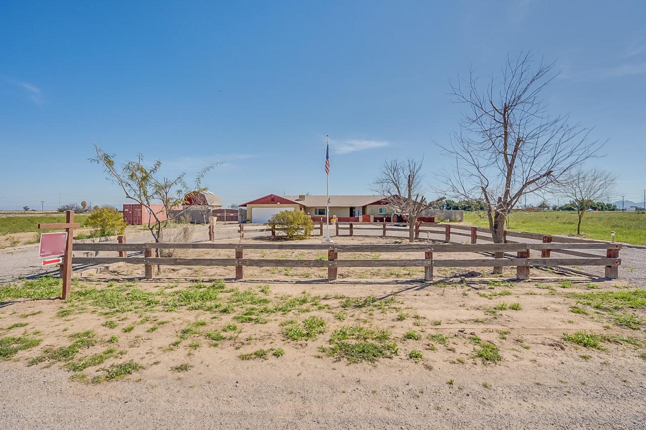 199 Desert Lane - Photo 1