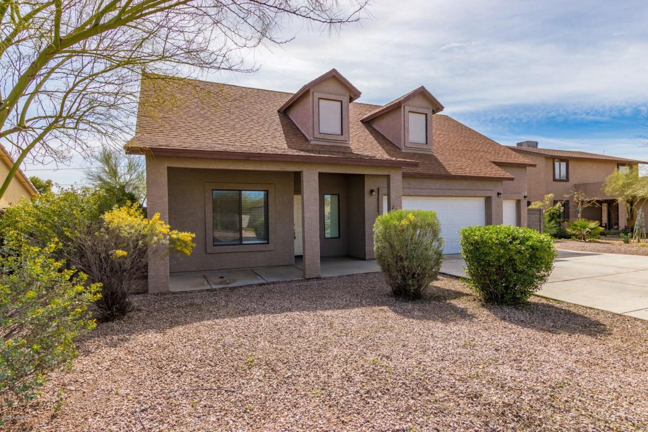 225 Sundance Drive - Photo 1