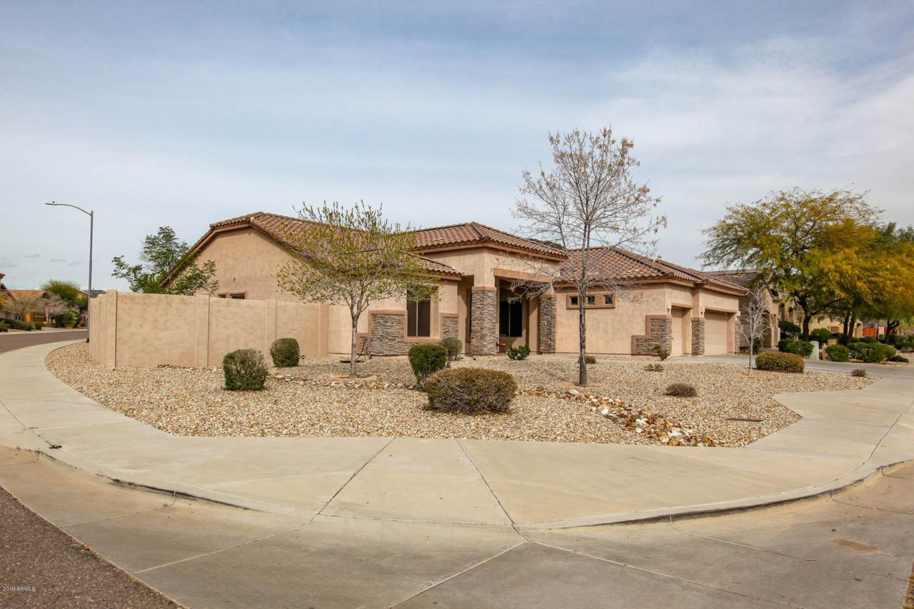 5216 Spur Drive - Photo 1