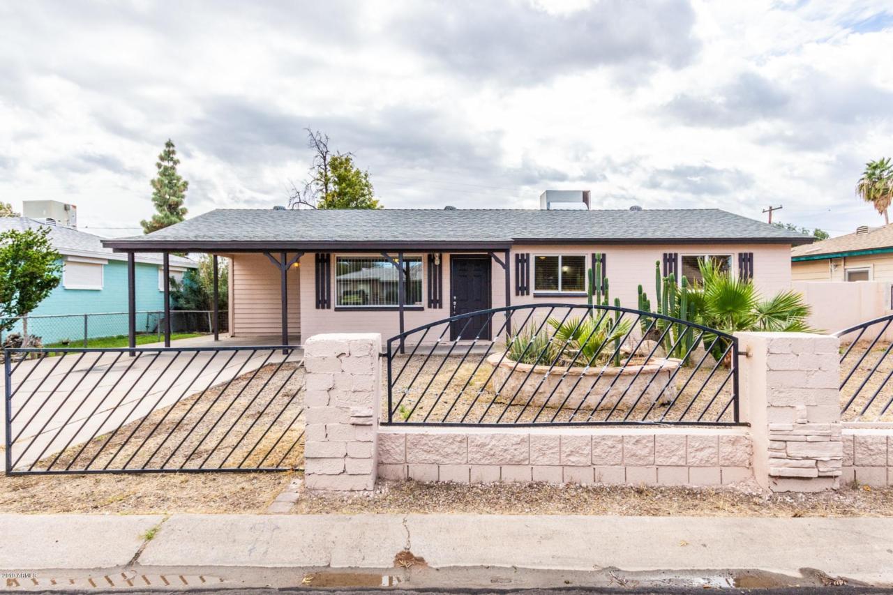 4533 Weldon Avenue - Photo 1