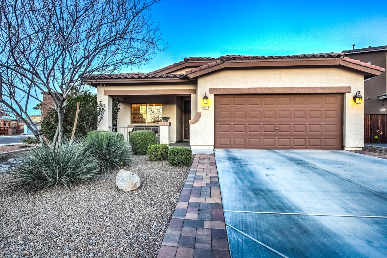 40825 Hemlock Street - Photo 1