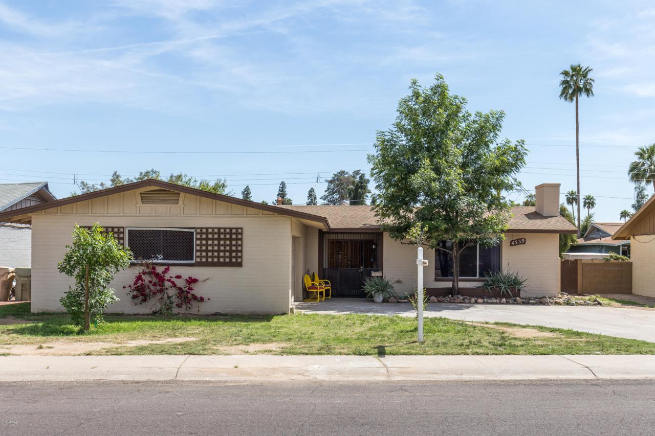 4539 Rovey Avenue - Photo 1