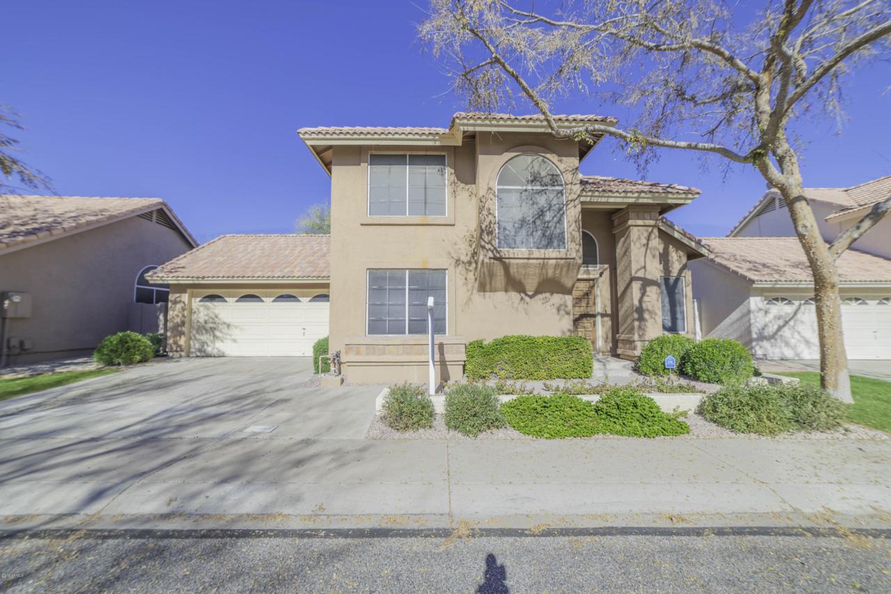 3852 Kent Drive - Photo 1