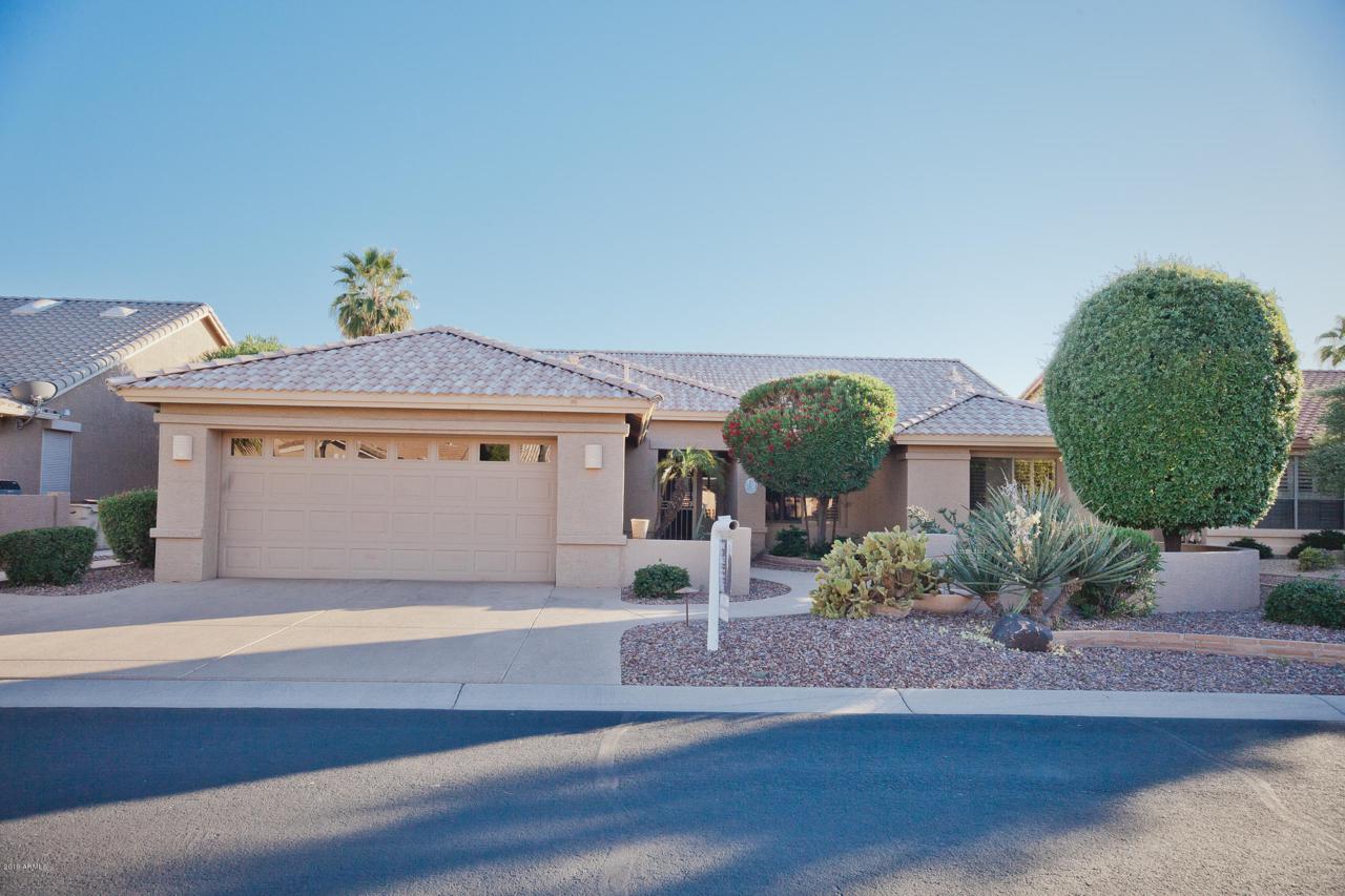 9425 Sunridge Drive - Photo 1