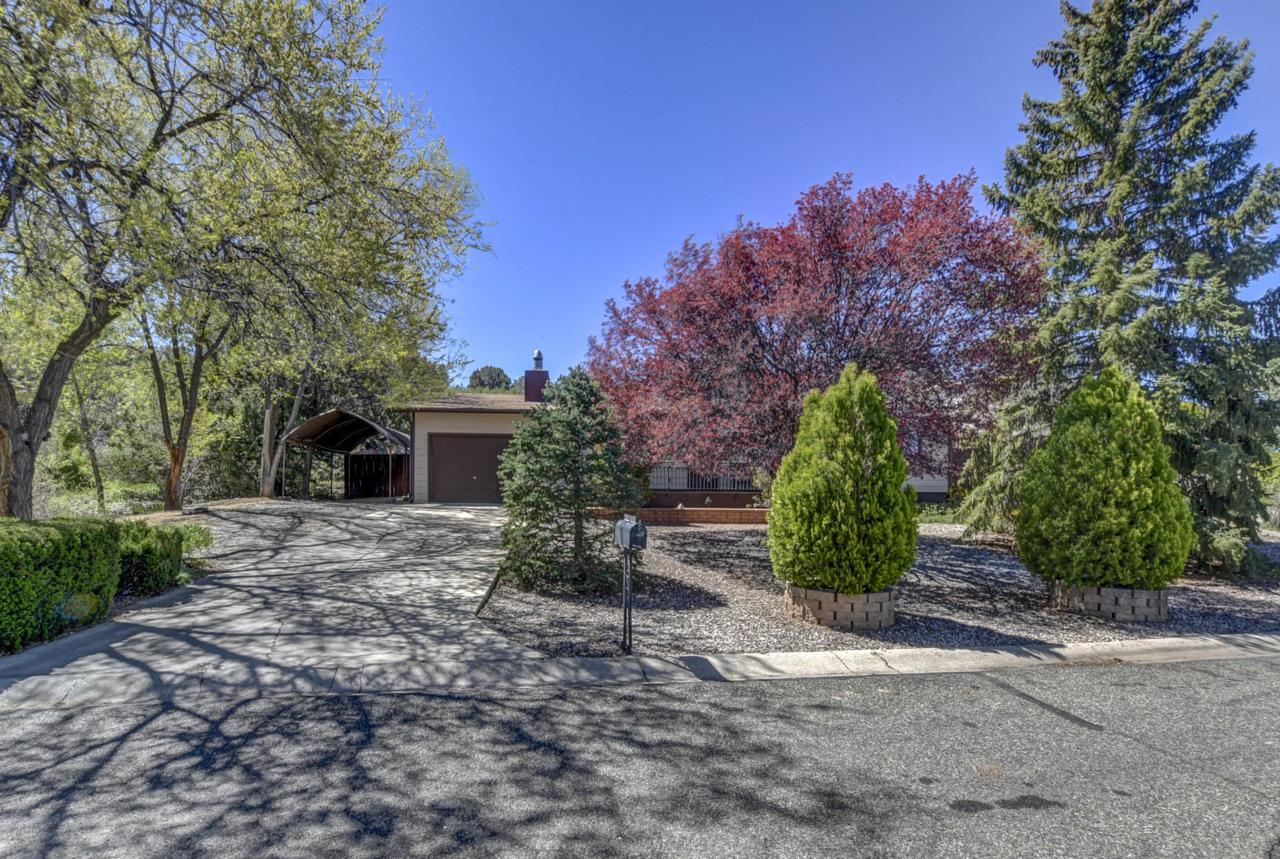 387 Venus Drive - Photo 1