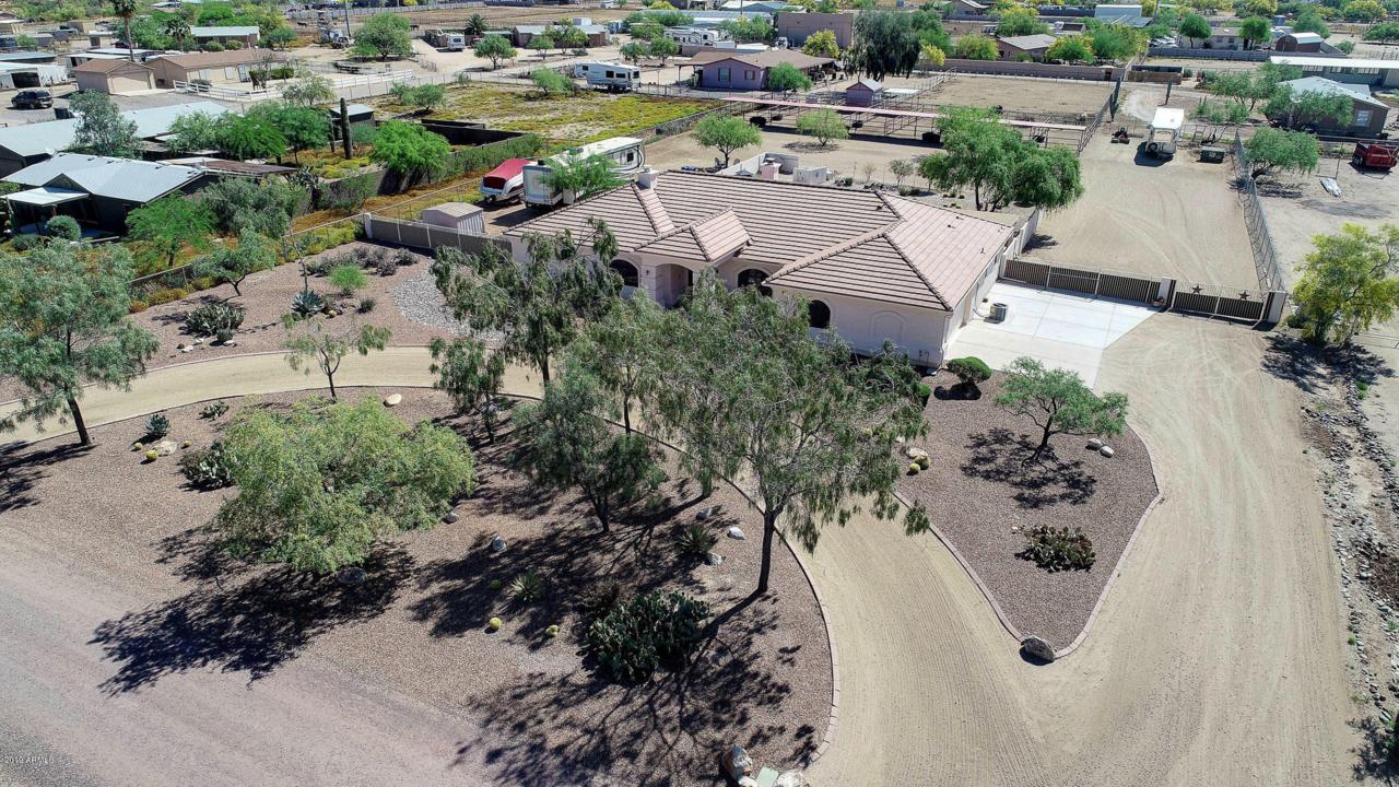 37505 17th Street - Photo 1