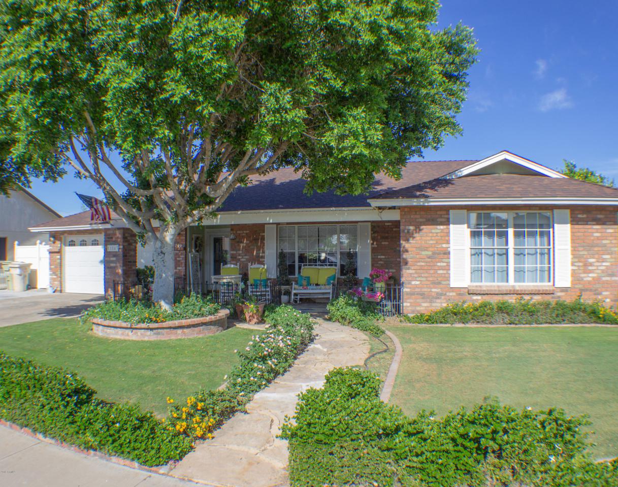 11843 60TH Avenue - Photo 1