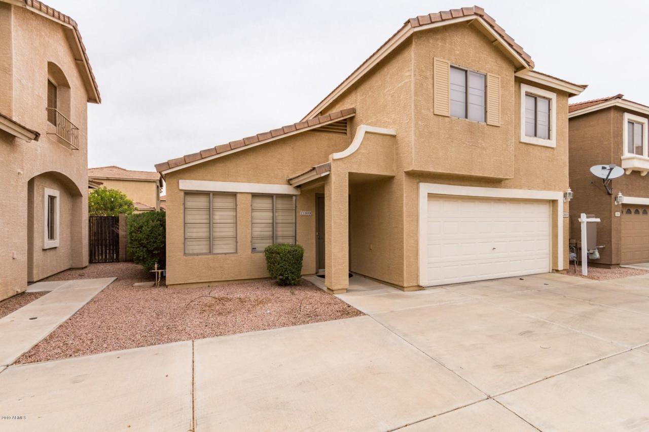 21808 40TH Way - Photo 1