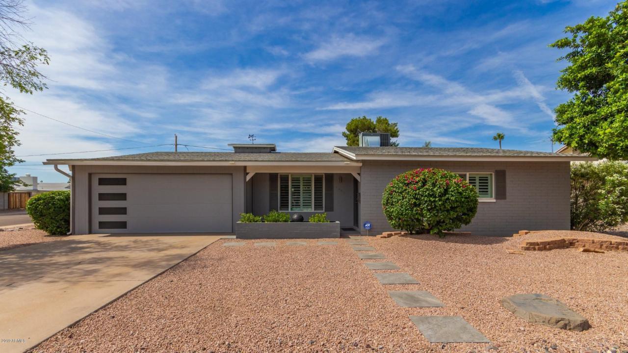 8445 Fairmount Avenue - Photo 1