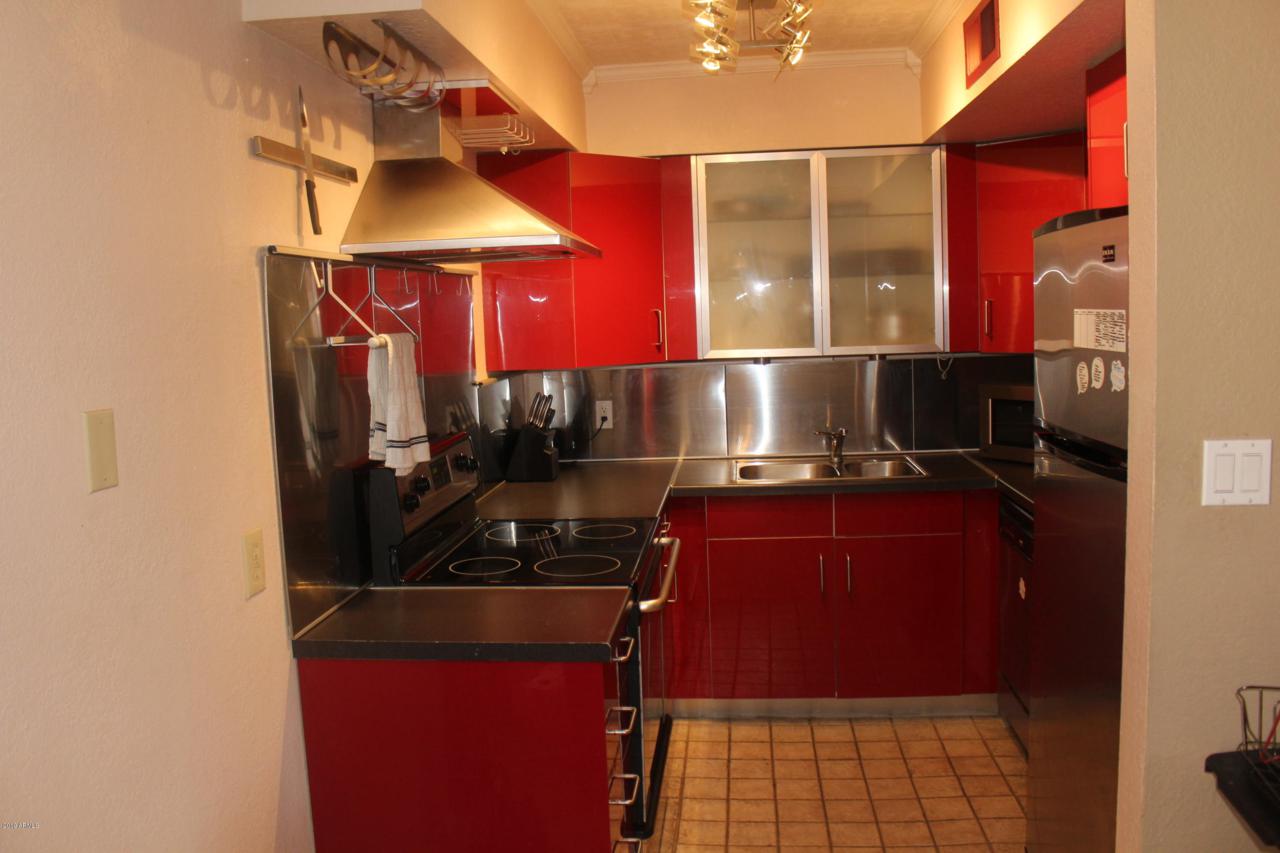 2672 Oakleaf Drive - Photo 1