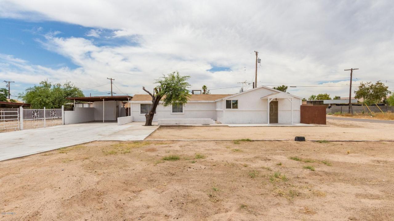 301 4TH Avenue - Photo 1