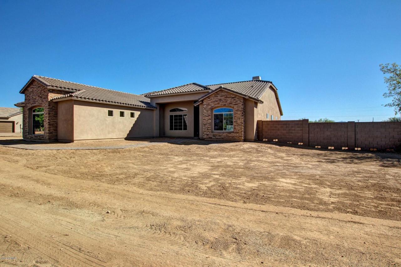 540xxx Skinner Drive - Photo 1