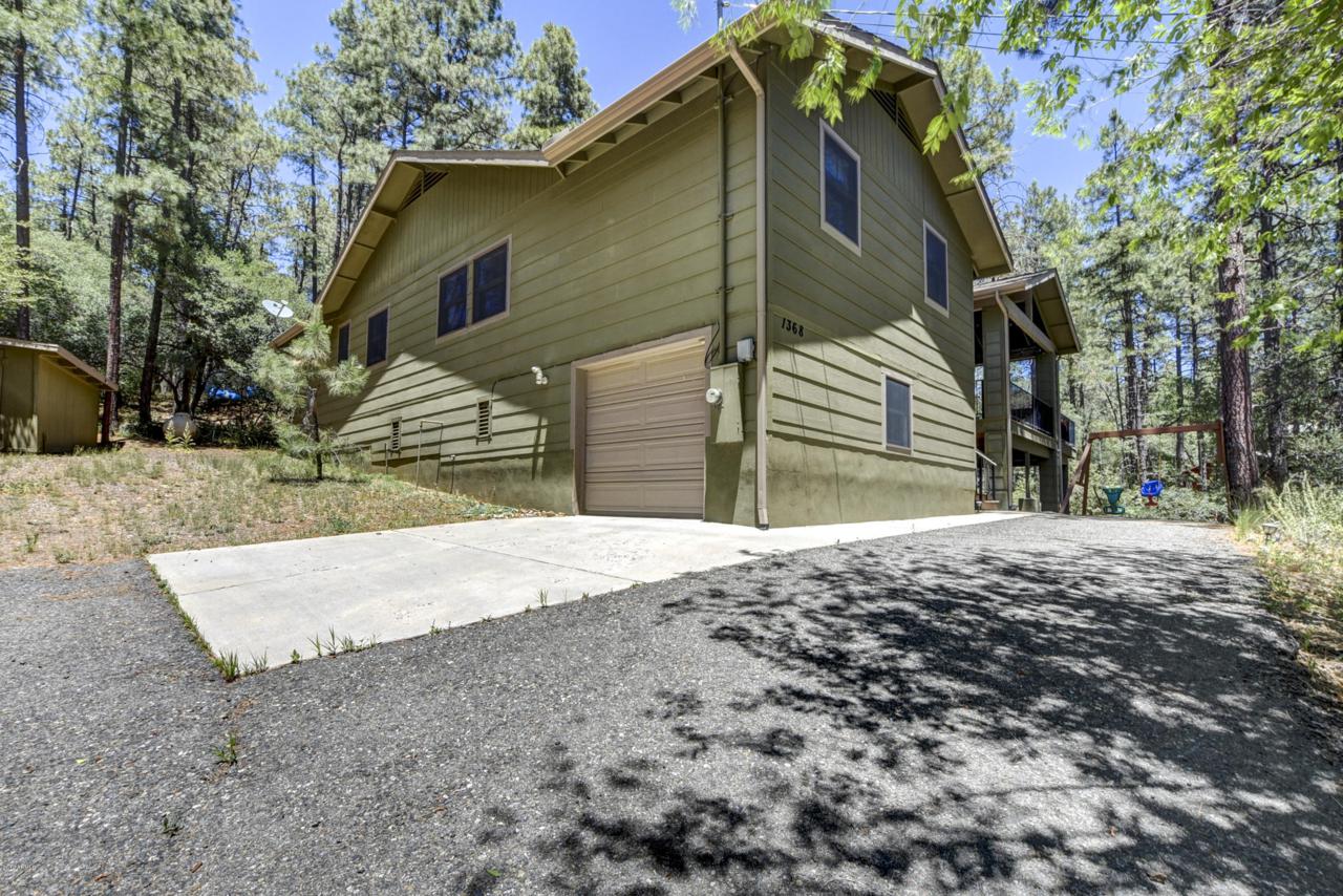 1368 Boulder Road - Photo 1