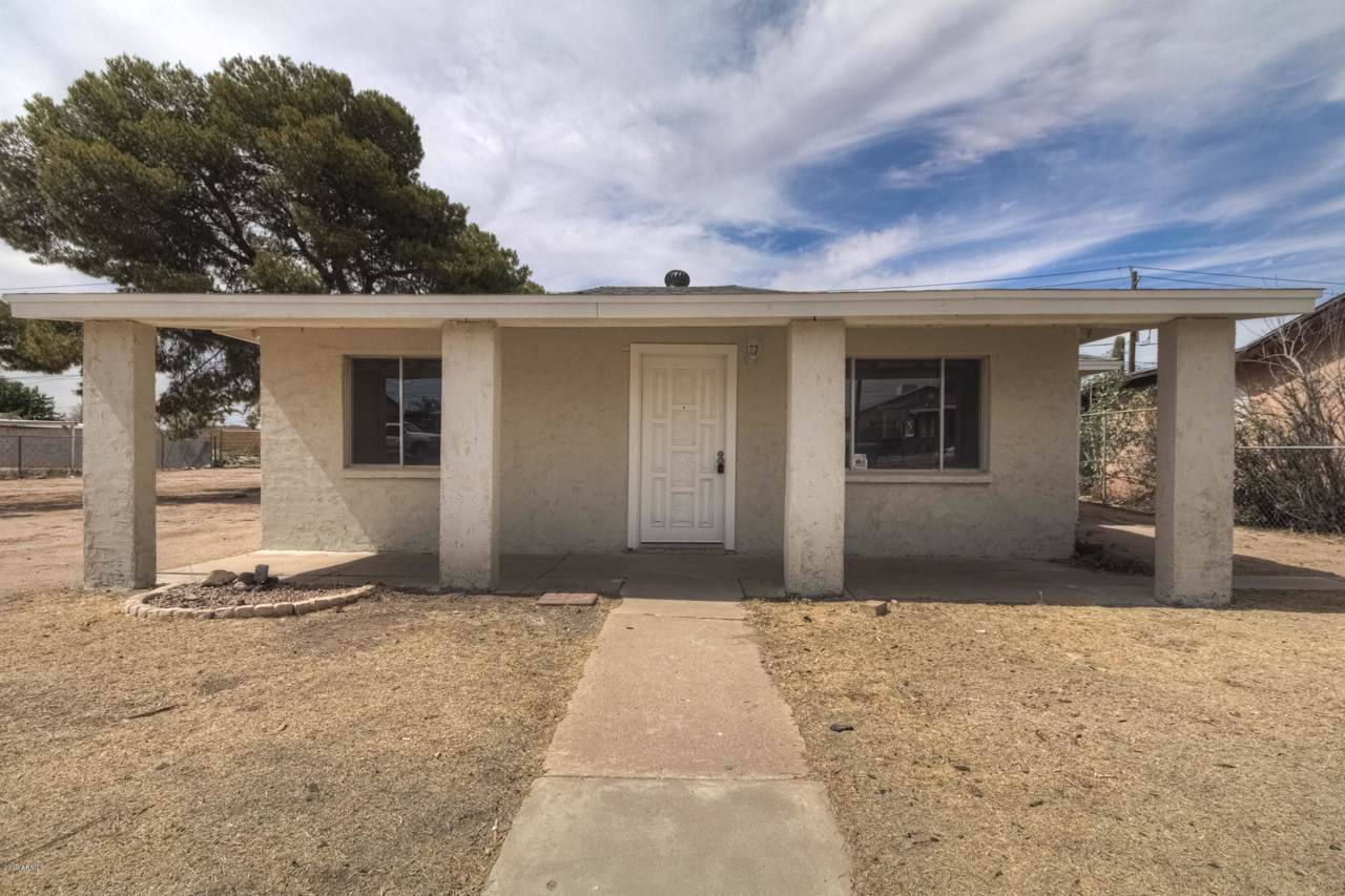 1136 4TH Street - Photo 1
