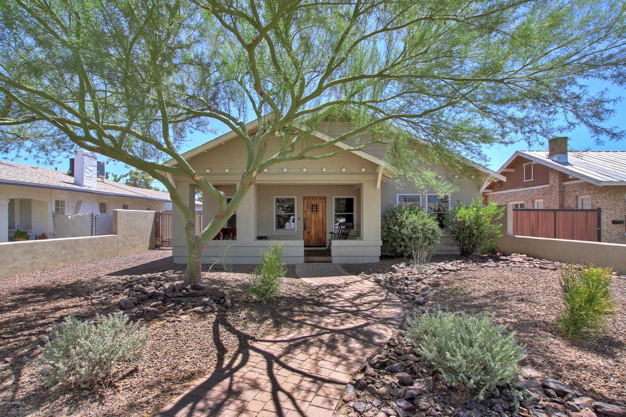 2517 8th Street - Photo 1